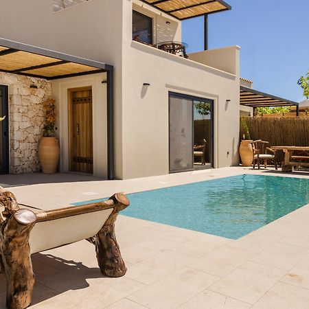Hilaritas Luxury Suites Sea View, Private Pool & Jacuzzi Paradise Ratzaklíon Eksteriør bilde