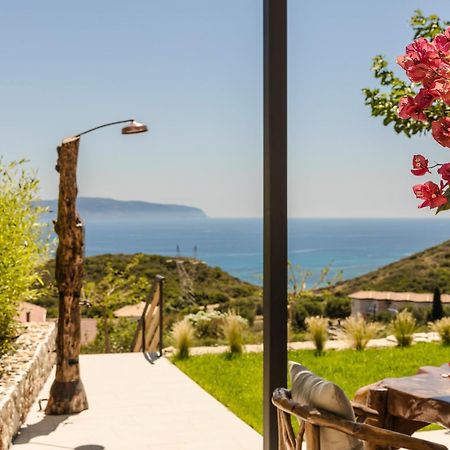 Hilaritas Luxury Suites Sea View, Private Pool & Jacuzzi Paradise Ratzaklíon Eksteriør bilde