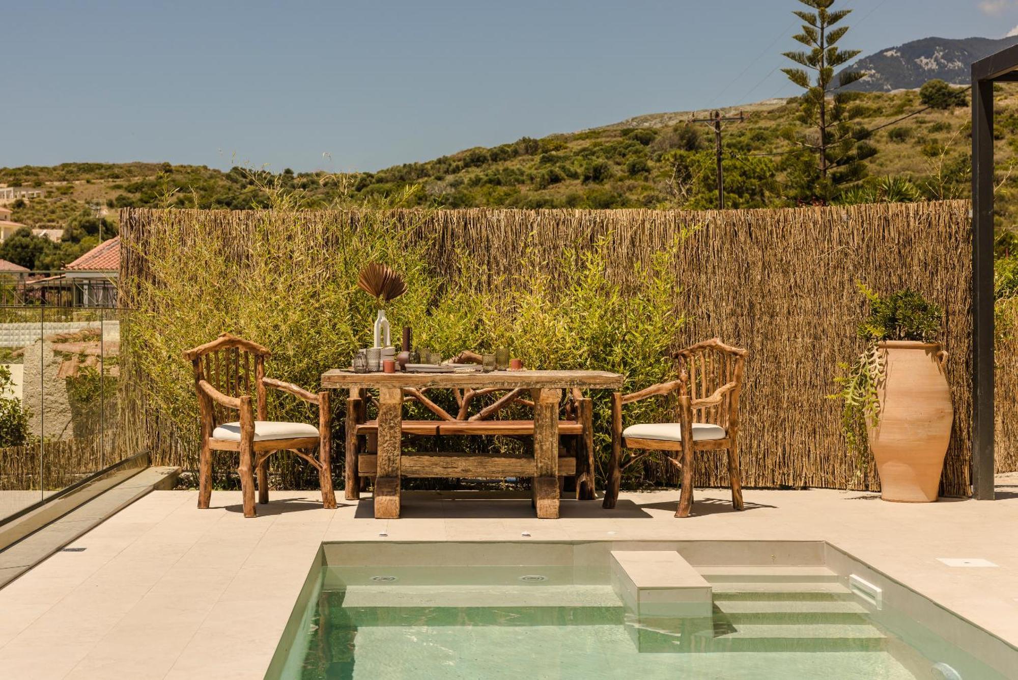 Hilaritas Luxury Suites Sea View, Private Pool & Jacuzzi Paradise Ratzaklíon Eksteriør bilde