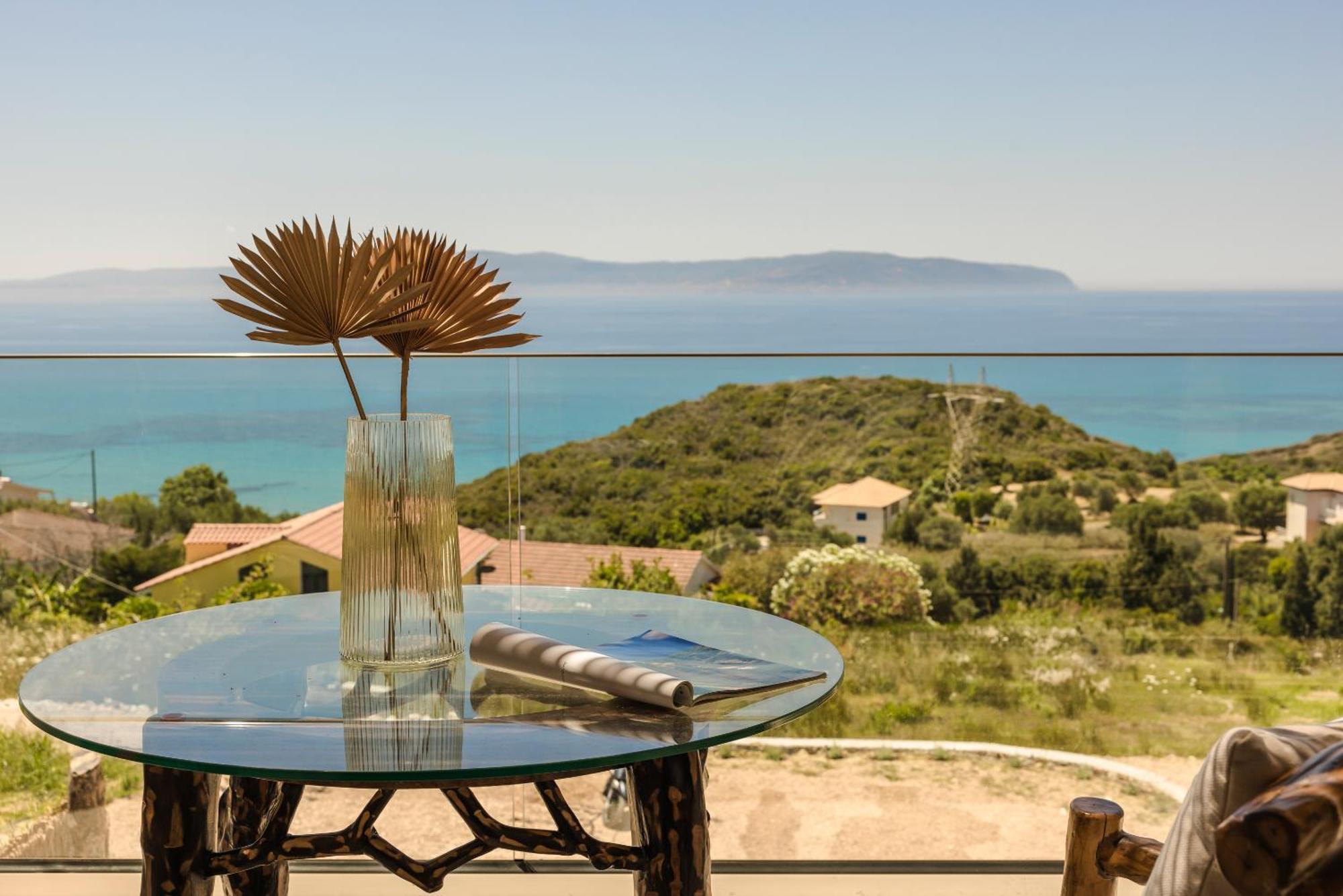 Hilaritas Luxury Suites Sea View, Private Pool & Jacuzzi Paradise Ratzaklíon Eksteriør bilde
