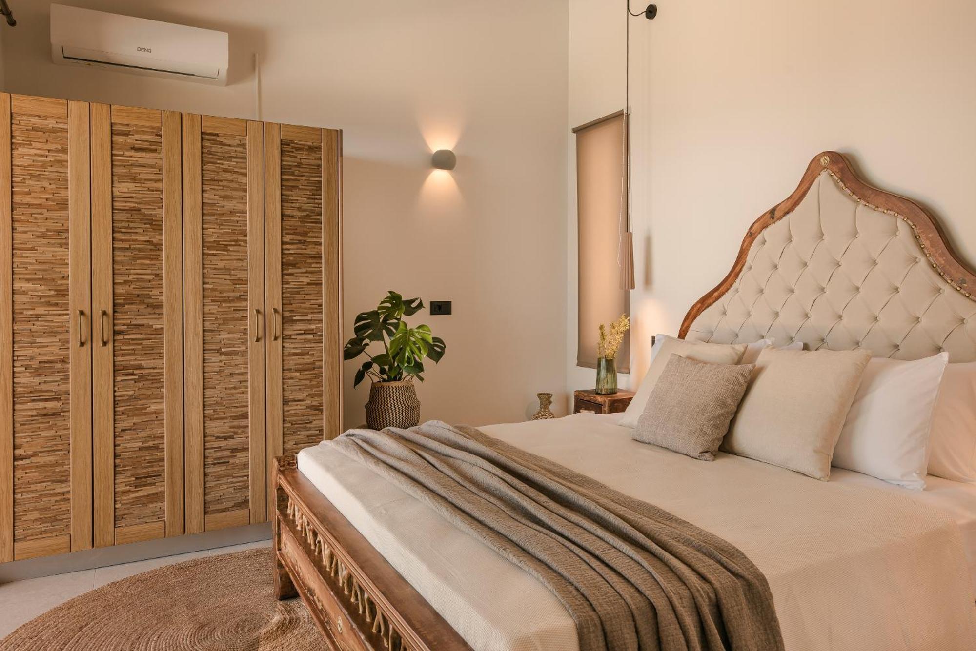Hilaritas Luxury Suites Sea View, Private Pool & Jacuzzi Paradise Ratzaklíon Eksteriør bilde