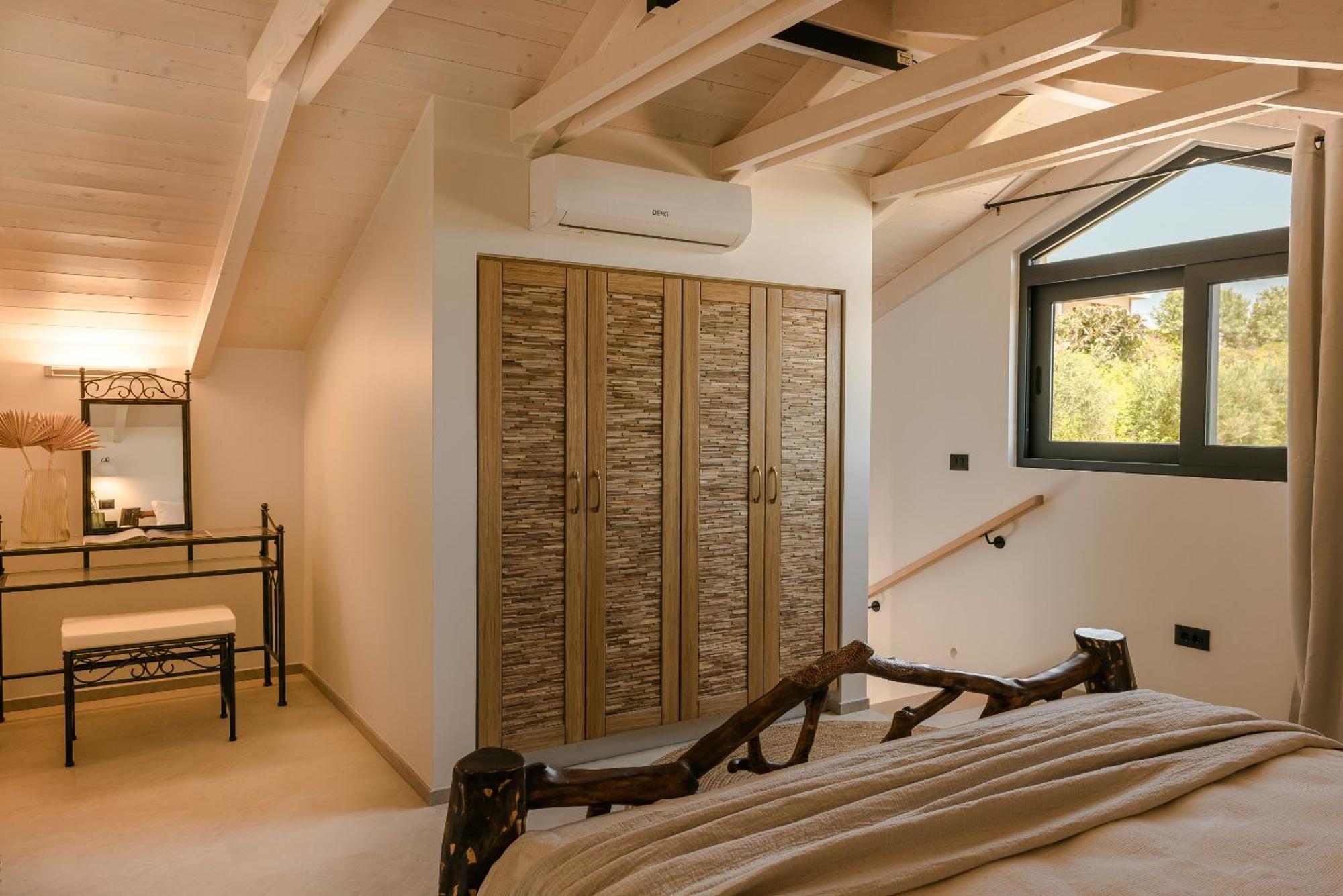 Hilaritas Luxury Suites Sea View, Private Pool & Jacuzzi Paradise Ratzaklíon Eksteriør bilde